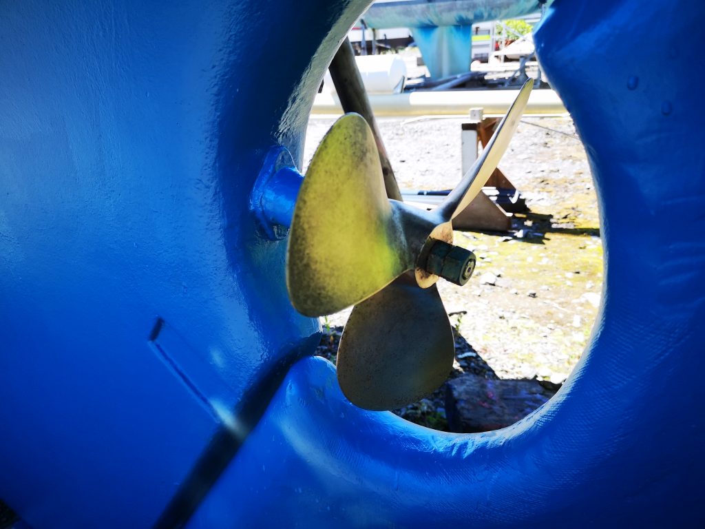 Prop cleaned and torqued up prior to antifouling