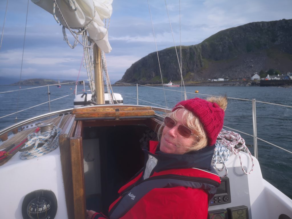 Heading through Easdale Sound