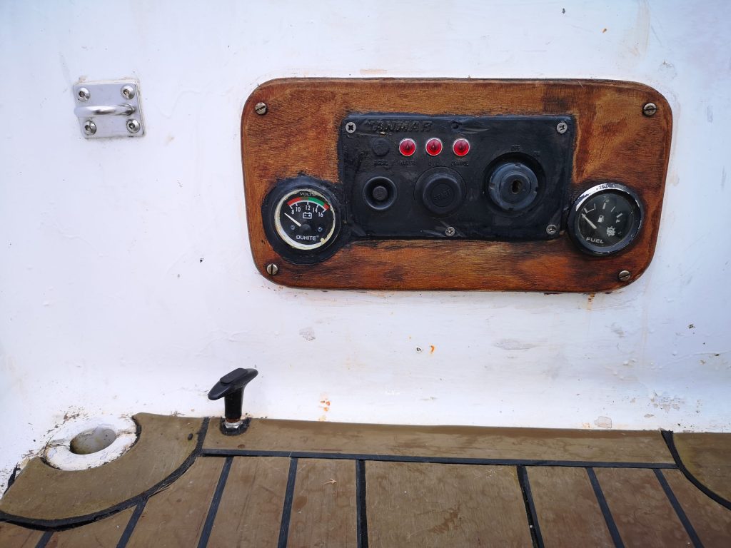 Engine panel and new enginge stop